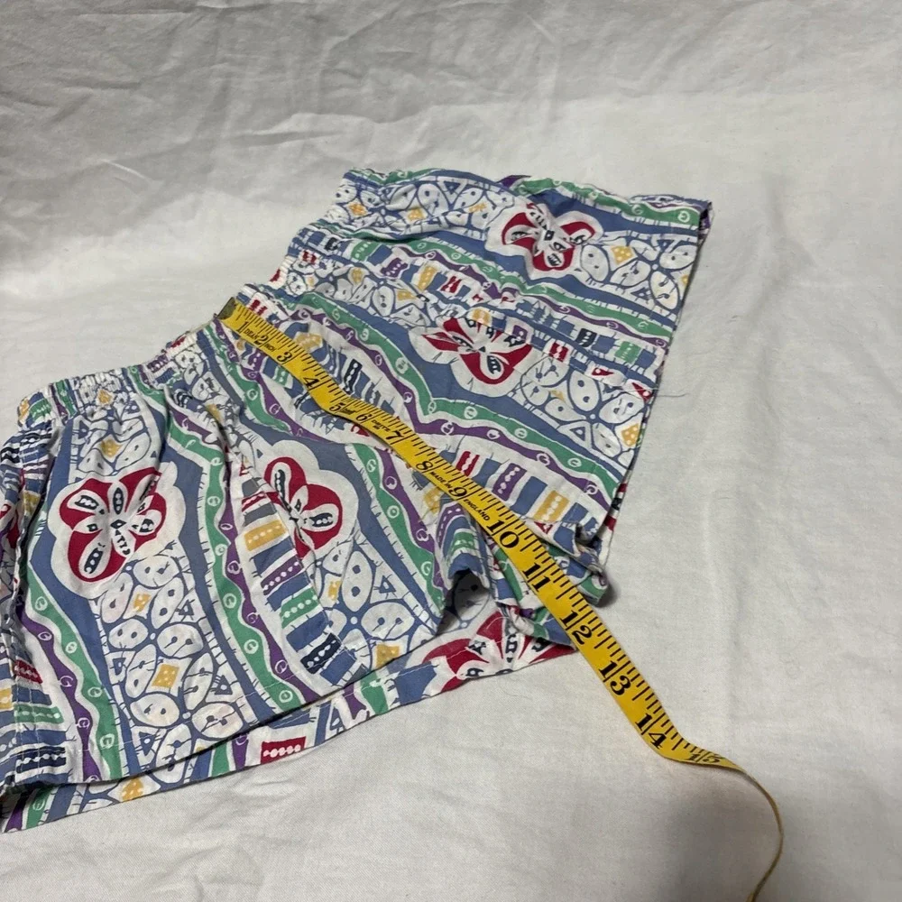 Gazelle New York Men's Print Short Shorts Sz‎ 2 (see measurements) RARE Vintage